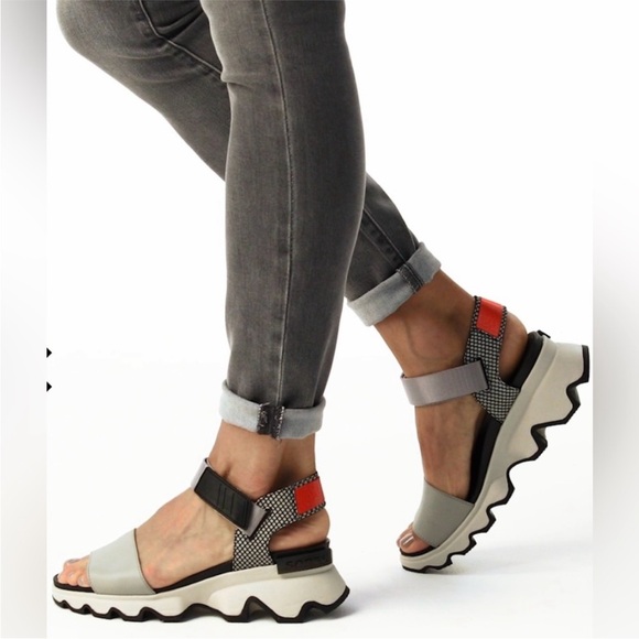 NWT Sorel Kinetic Wedge Sandal Size 11 - Picture 1 of 12